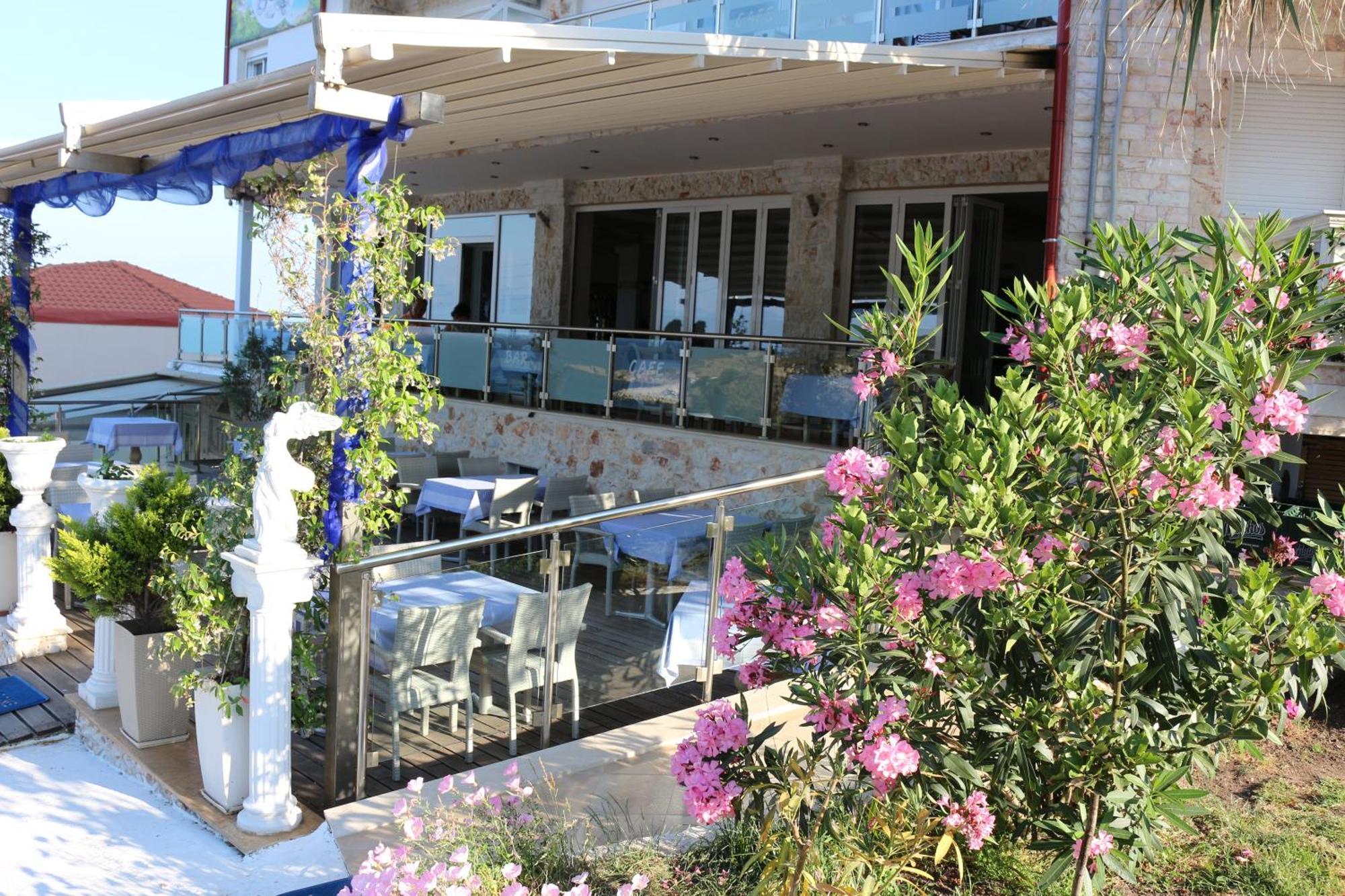 Das Maistrali 1 Sarti Exterior foto
